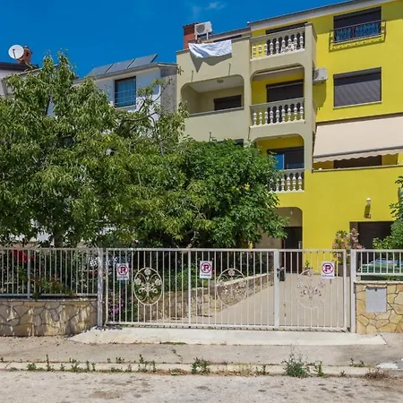 Apartman Mateo Apartment Porec